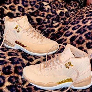 Wmns Air Jordan 12 Retro size 7.5